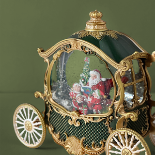 Santa’s Musical Carriage