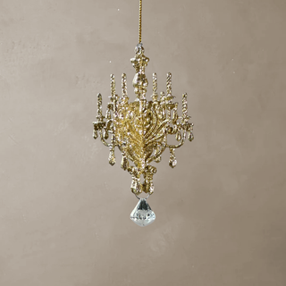 Opulent Twilight Chandelier Charm