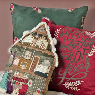 Traditional Christmas Cheer Cushion Set