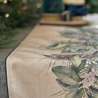 CHRISTMAS GARLAND TABLE RUNNER (GREEN)